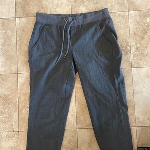 Athelta charcoal grey jumpsuit cuffed pants